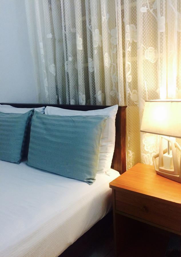 Colombo Lavinia Beach Hostel Дехивала-Маунт-Лавиния Экстерьер фото